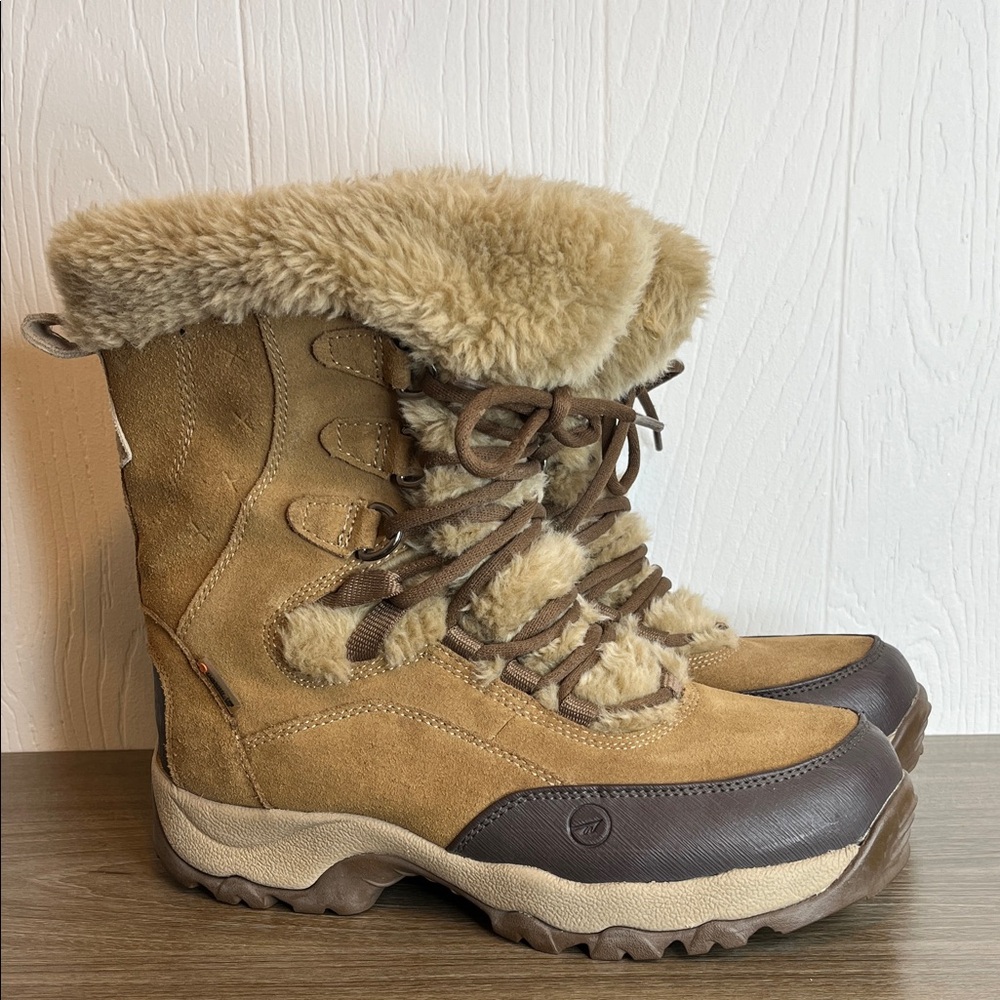 Hi-Tec St. Moritz 200 WP II Tan and Brown Winter Boots 9